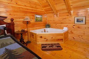 4 Schlafzimmer, Bügeleisen/Bügelbrett, WLAN, Bettwäsche