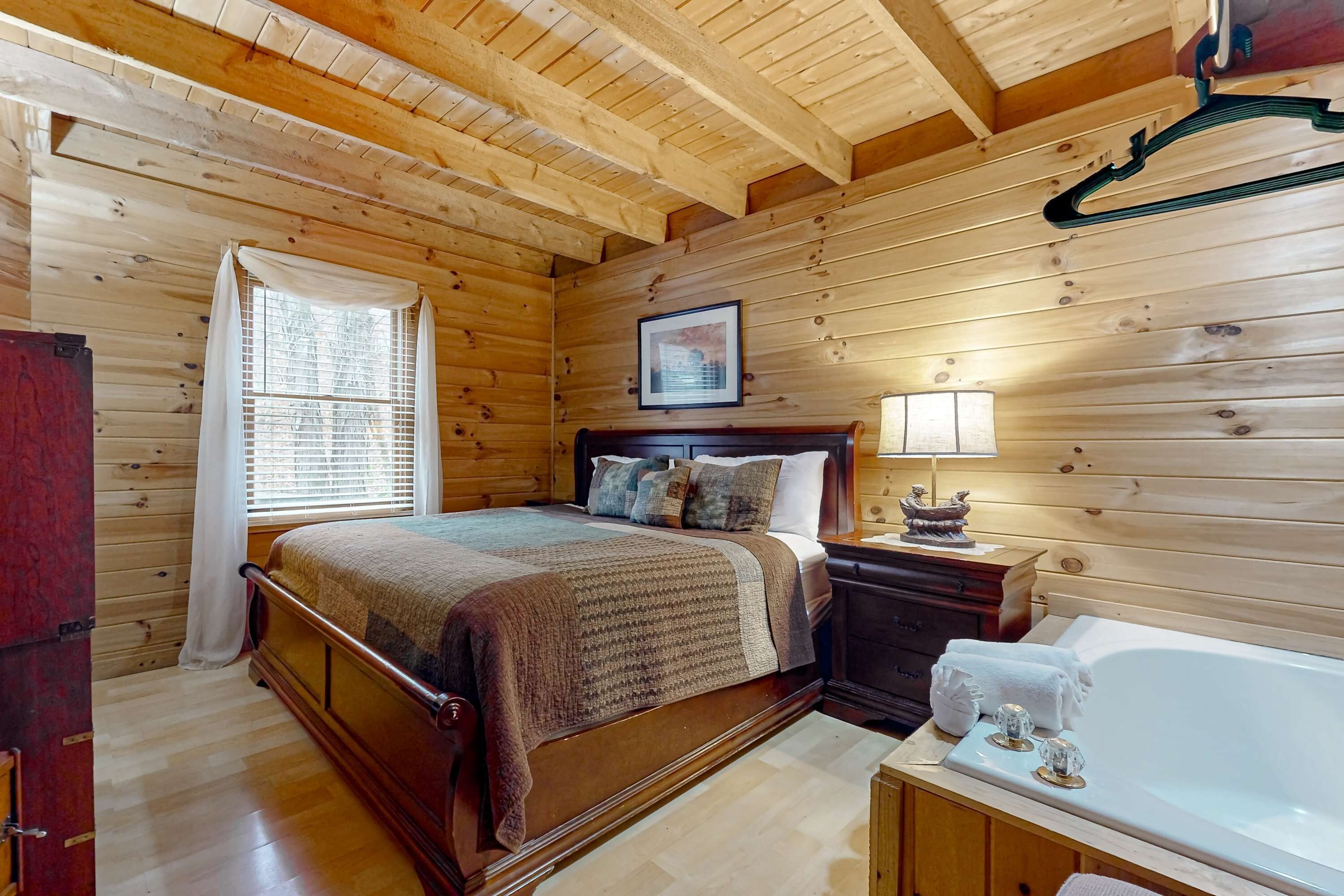 Bügeleisen/Bügelbrett, WLAN, Bettwäsche