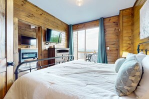 Silitysrauta/-lauta, Wi-Fi, vuodevaatteet