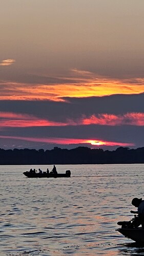 3 bedroom house on Reelfoot Lake, perfect for families, fisherman and hunters