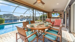 Dining - Villa Change of Life | Waterfront Retreat • Pool & Spa • Near Tarpon Point Marina (Cape Coral)