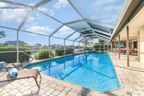 Pool - Villa Change of Life | Waterfront Retreat • Pool & Spa • Near Tarpon Point Marina (Cape Coral)