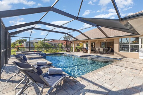 Casa de Coral: Waterfront Pool/Spa & Dock Retreat