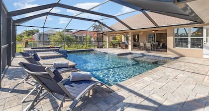 Casa de Coral: Waterfront Pool/Spa & Dock Retreat