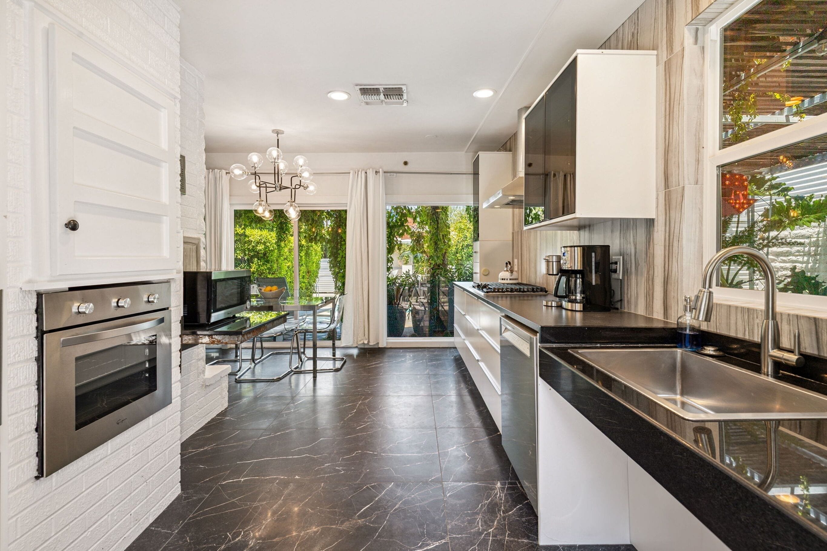 Casa de campo Deluxe, vista a la alberca | Cocina privada