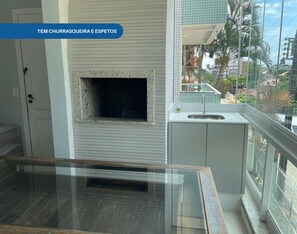 Property grounds - Cozy Apartment – 5 minutes from Bombinhas Beach (Bombinhas)