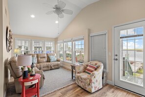 TV - Deep Water Access, Best Waterway Views, Pet-Friendly (Surf City)