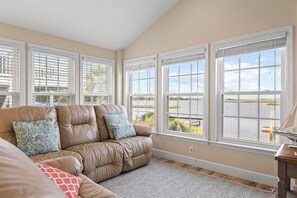 TV - Deep Water Access, Best Waterway Views, Pet-Friendly (Surf City)