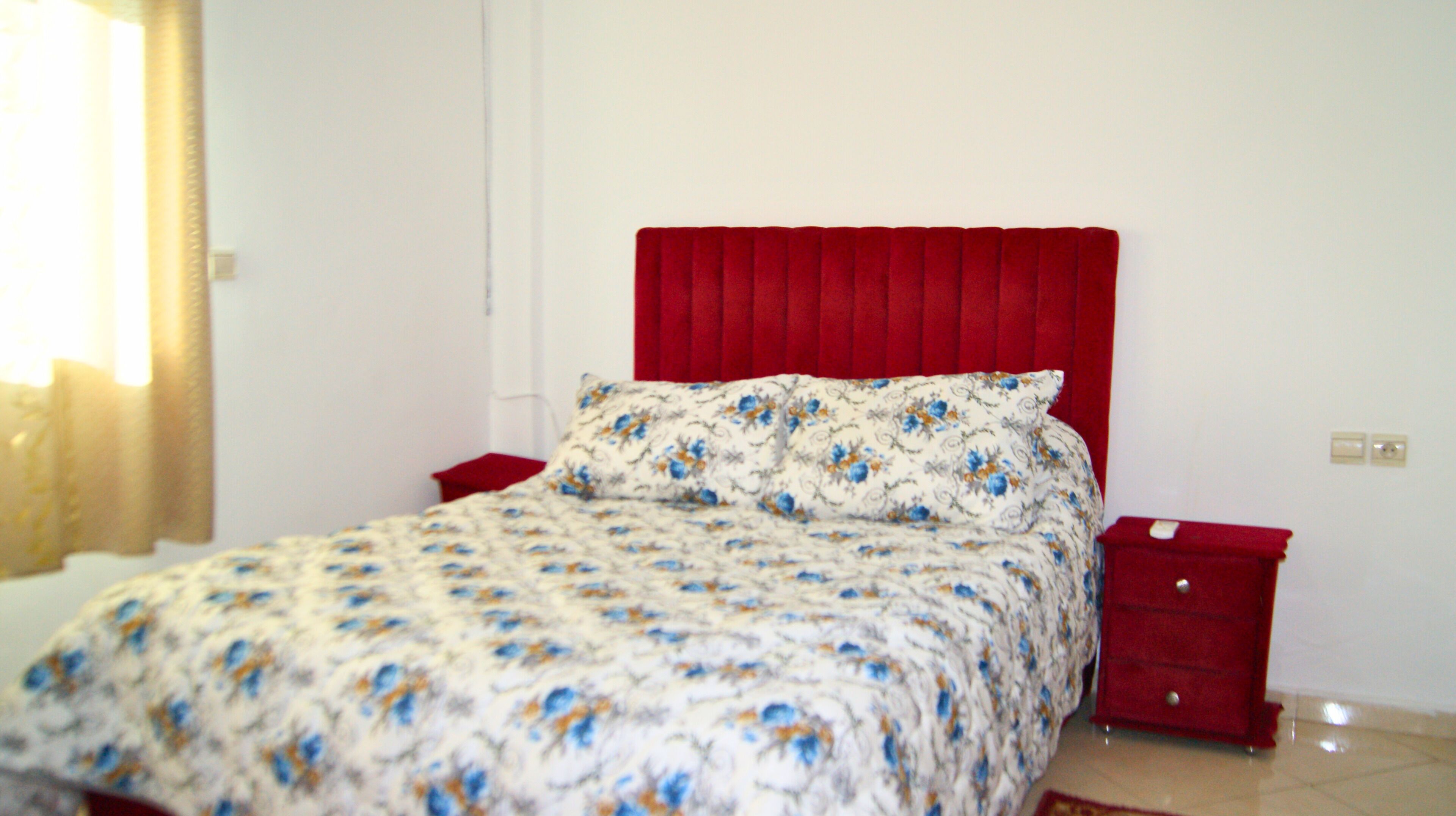 Internet, bed sheets