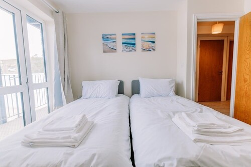 Chic 3 Bed Flat on Harbour Way