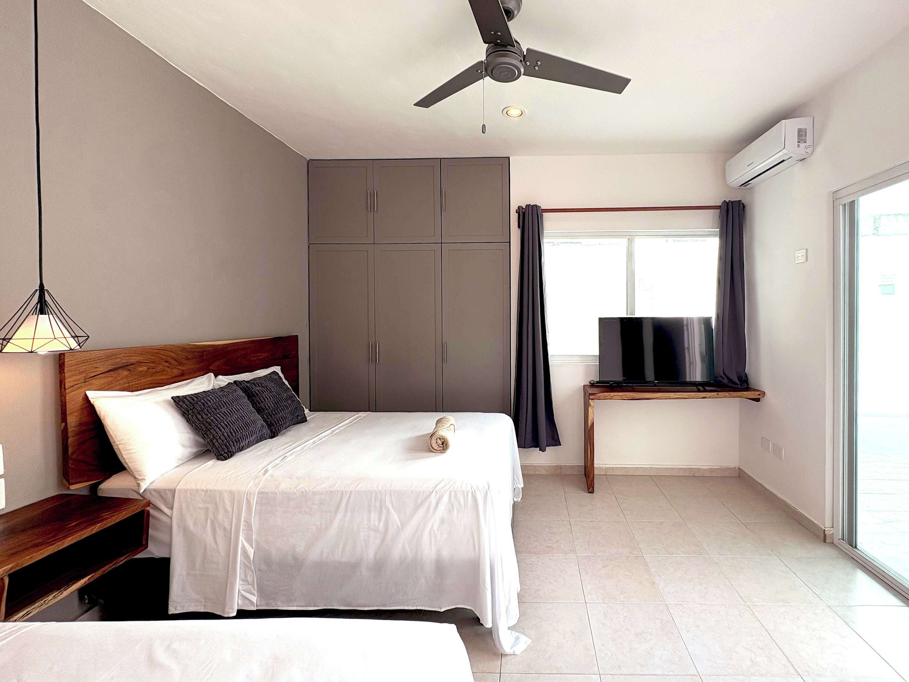 1 chambre, fer et planche à repasser, Wi-Fi, literie fournie