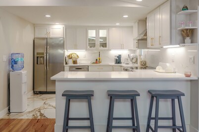 Fantastic 5-bedroom house in charming Clintondale