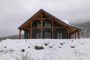 Exterior - The Retreat at Powderhorn-Your Elevated Escape Begins Here (Mesa)