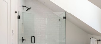 The Retreat at Powderhorn-Your Elevated Escape Begins Here, Hot Tub