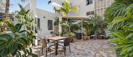 Restauration extérieure