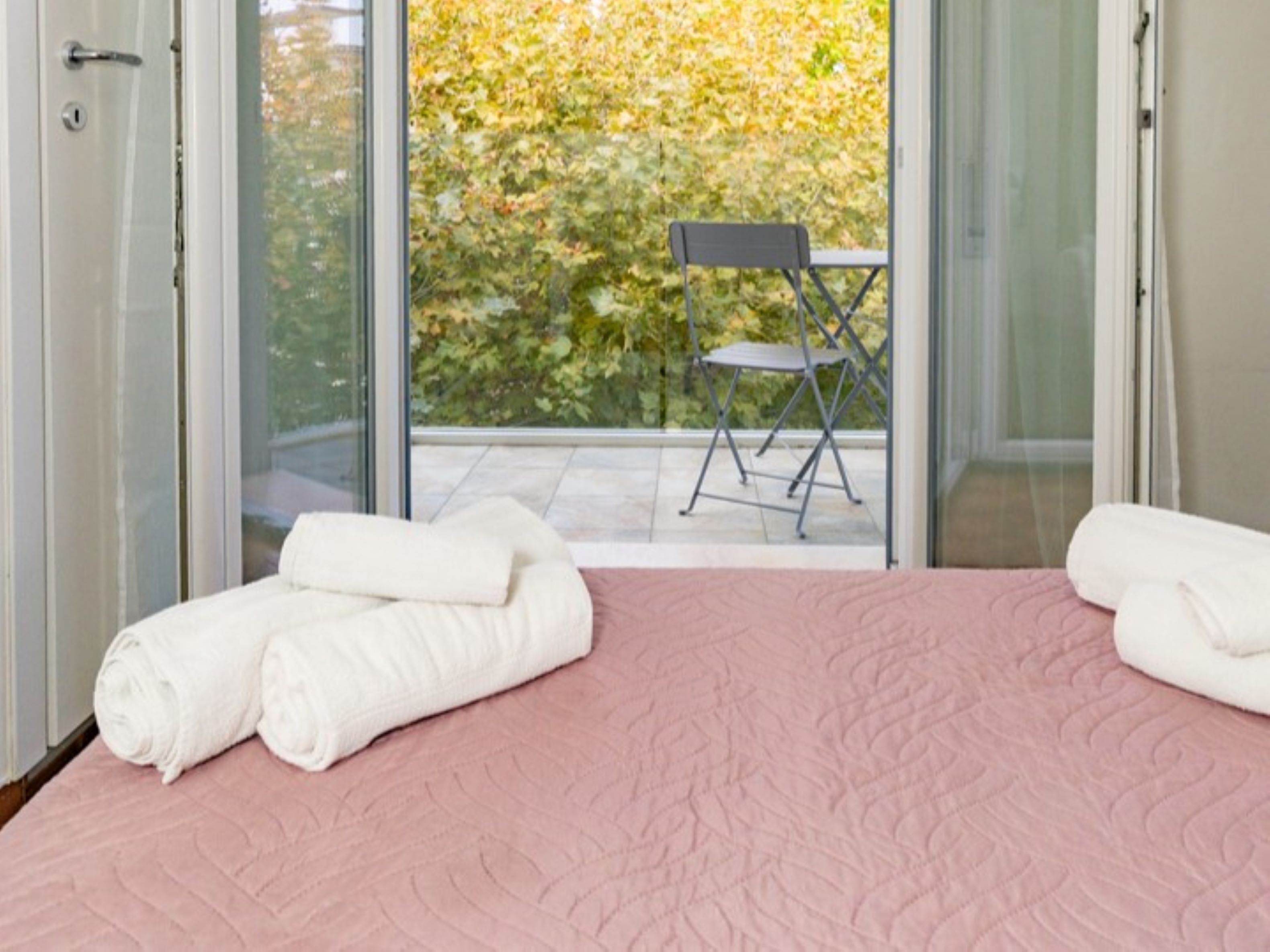 Economy Double Room Single Use | In-room safe, desk, free WiFi