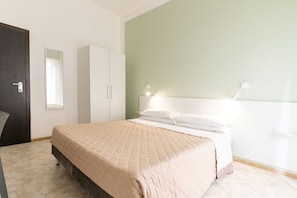 Deluxe Double or Twin Room, Balcony | In-room safe, desk, free WiFi - The Sea Hotel B&B adults only (Rivazzurra)