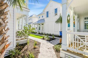 Cottage (2 Bedrooms) | Interior - Butterfly Wing 160 Tai-d (Port Aransas)
