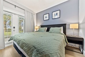 1 bedroom, iron/ironing board, WiFi, bed sheets - First Floor Resort Condo Poolside Oasis (Kissimmee)