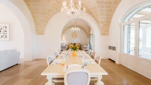 Dining - Quiet Escape – Masseria Carretta, 1.2 km from Savelletri Village and the coast (Fasano)