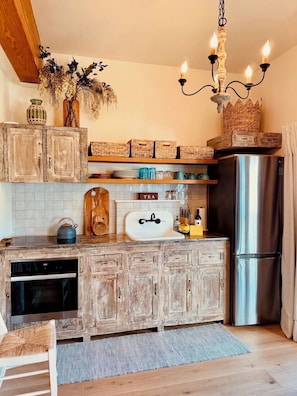 Fridge, microwave, oven, stovetop - Ocean, Sunset, Mountain Views, Private Deck: Villa Floresco: Tuscan-like Getaway (Santa Barbara)