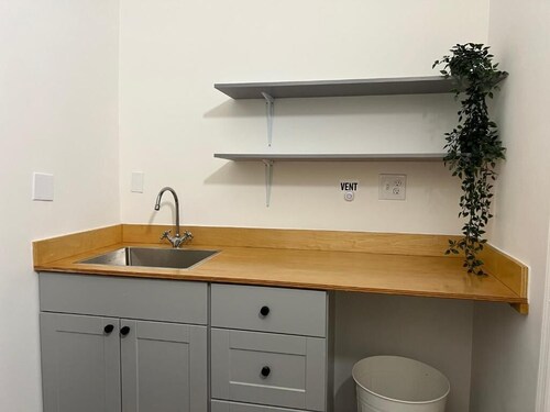 East Harlem Hostel