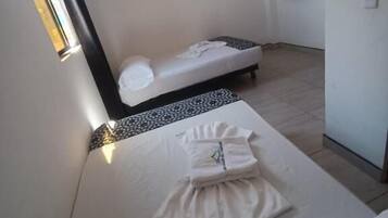 Classic Twin Room, Mountain View | Free WiFi