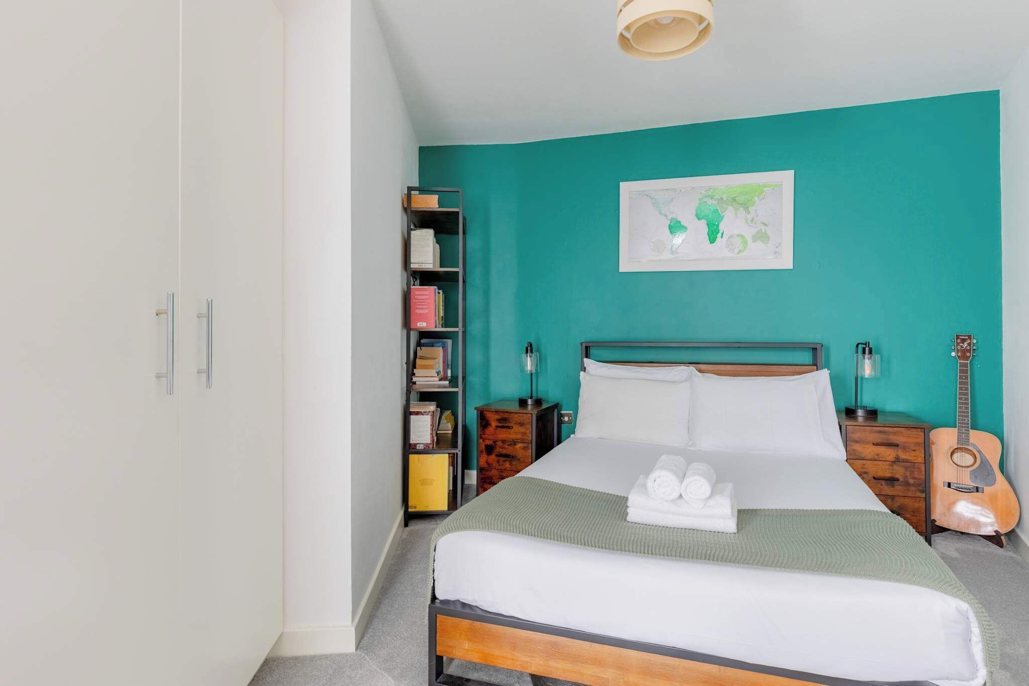 Internet, bed sheets