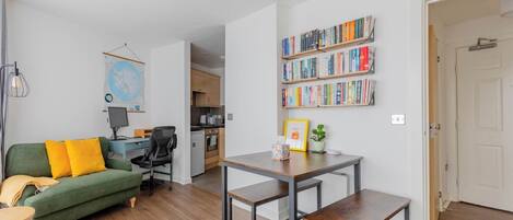 TV, stereo, offices