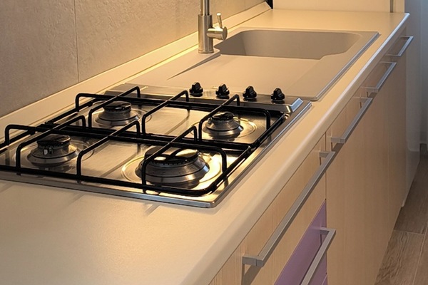 Microwave, stovetop