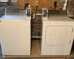 Interior - 1 Bedroom | Cozy Lounge | Spacious (Catskill)