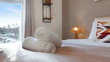 Internet, bed sheets