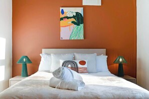 Internet, bed sheets