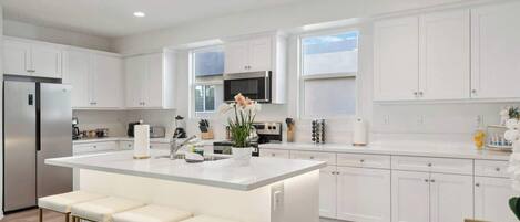 Talheres/pratos/utensílios de cozinha