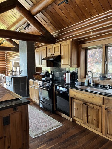 Private Pond-Side Manor on a Working Wyoming Ranch