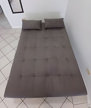 Iron/ironing board, bed sheets - SHB - Guarujá Private Pool Leisure Area Enseada (Guarujá)