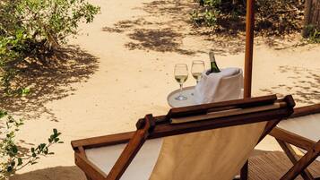 Luxury Chalet, 1 King Bed, Sea View | Property grounds