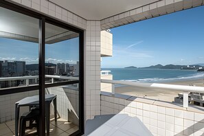 Property grounds - SHB - Beach Vibe - Style & Ocean View with Balcony (Santos)