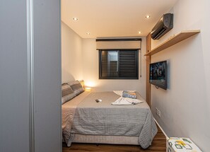 2 bedrooms, iron/ironing board, bed sheets - SHB • Praiamar Shopping | Beach Just Steps Away (Santos)