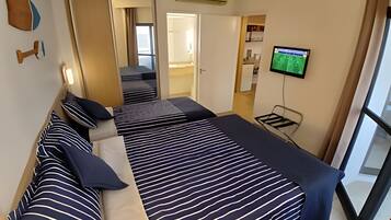 Fer et planche Ă repasser, draps fournis