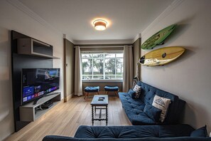 Living area - SHB - Feet in the Sand Santos: Sun Sea and Netflix (Santos)