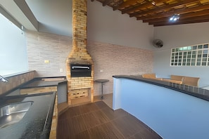 Interior - SHB • Swimming pool | Barbecue | Security | City (Presidente Prudente)