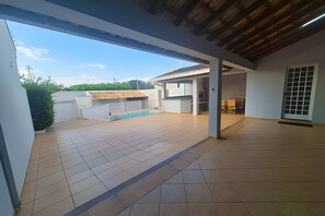 Terrace/patio - SHB • Swimming pool | Barbecue | Security | City (Presidente Prudente)