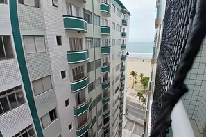 Property grounds - SHB • Beachfront | Family | Fully Equipped Kitchen (Praia Grande)