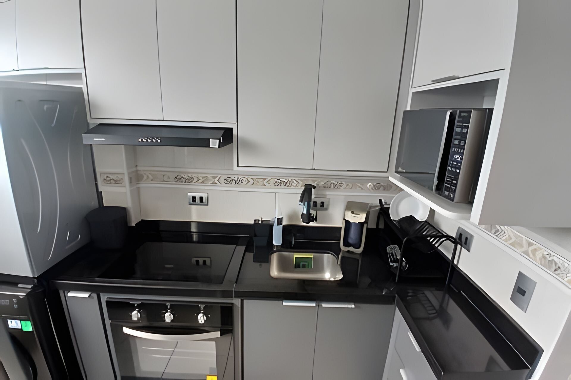 Fridge, microwave, oven, coffee/tea maker