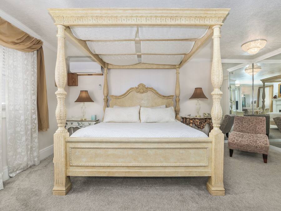 Deluxe-Zimmer, Bergblick | Schreibtisch, laptopgeeigneter Arbeitsplatz, kostenloses WLAN