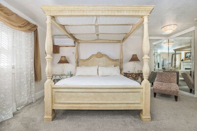 Old Rock Church Bed and Breakfast 