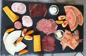 Daily breakfast for a fee - Pension Antje Ekert (Uhldingen-Mühlhofen)