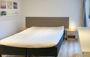 旅行婴儿床、免费 WiFi