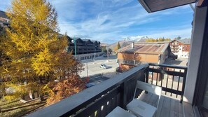 Property grounds - 100m from ski slopes, 2nd floor, balcony, tv, ski locker, 22m², Les 2 Alpes (Les Deux Alpes)